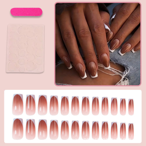 Kunstnagelset mit elegantem French-Tipp und modernem Ombre-Effekt Karnz