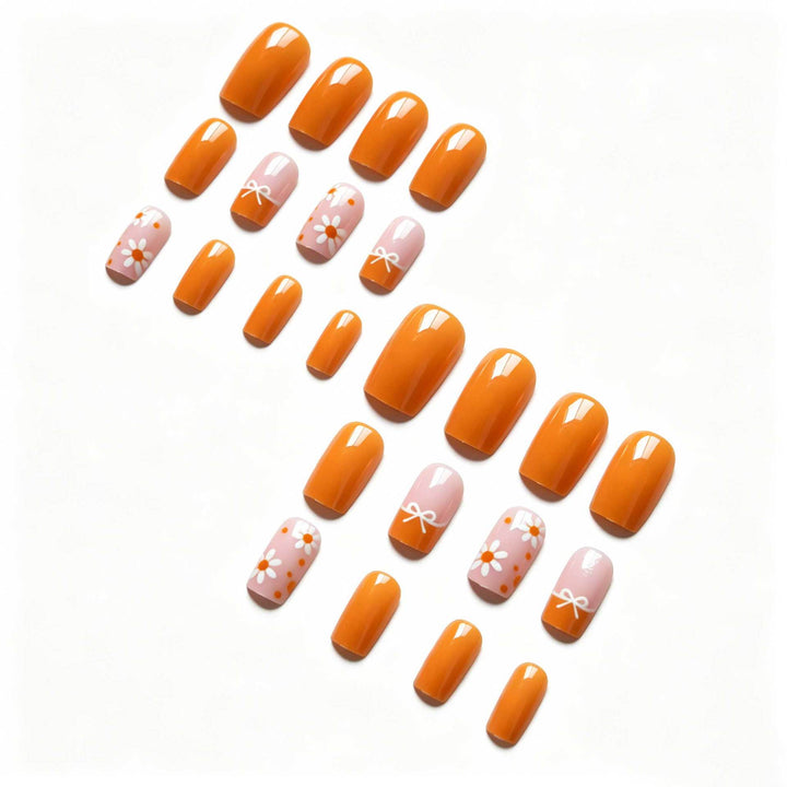 Kreatives Floral Nail Art Set