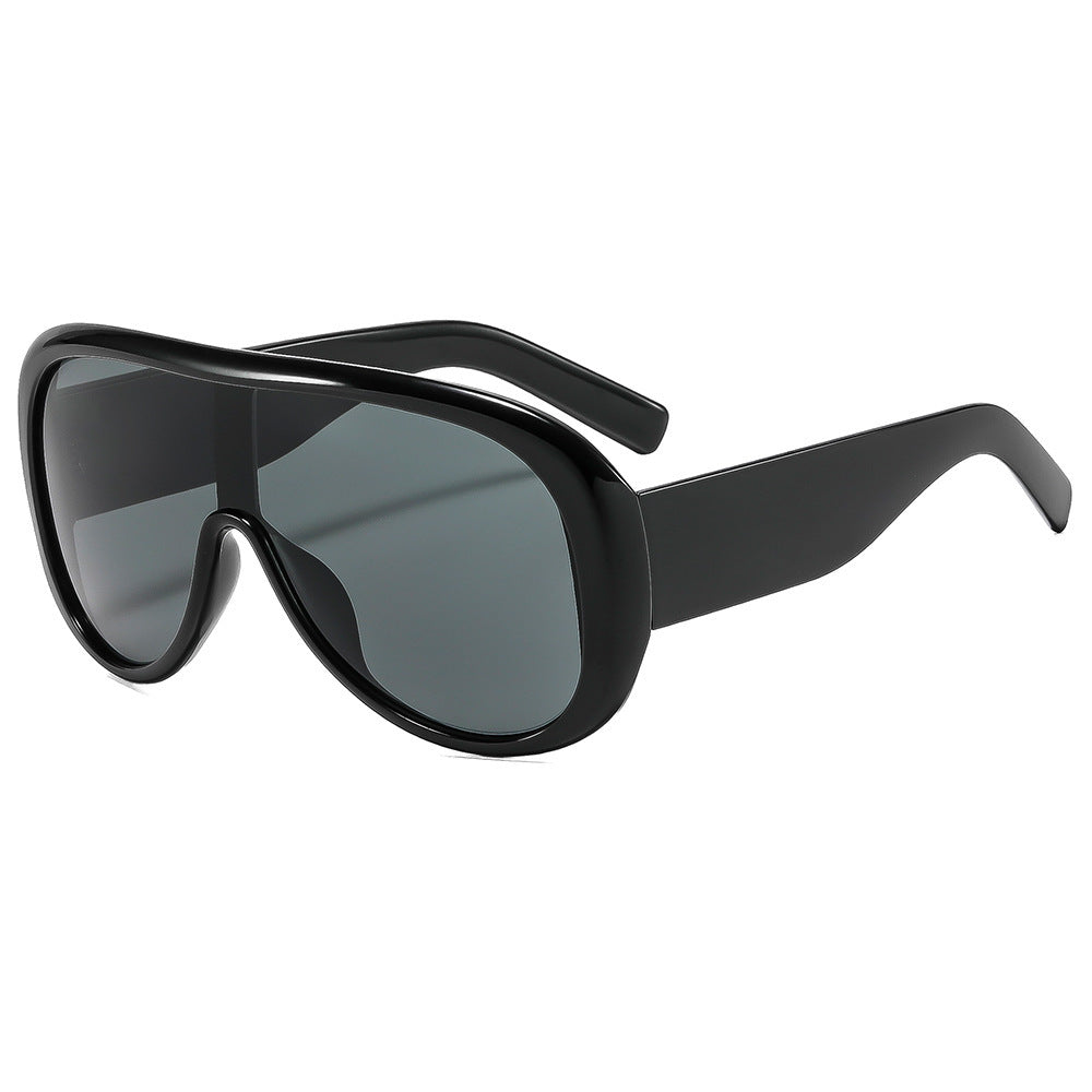 Sportliche Schutzschild-Sonnenbrille Karnz