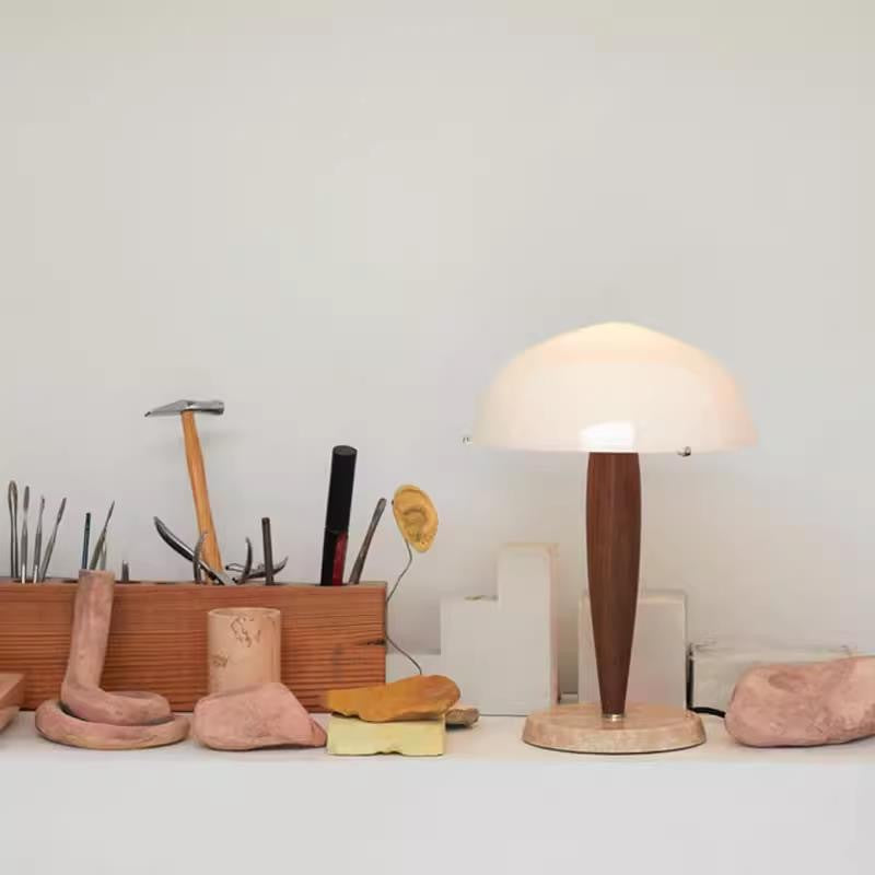 Moderne Tischlampe