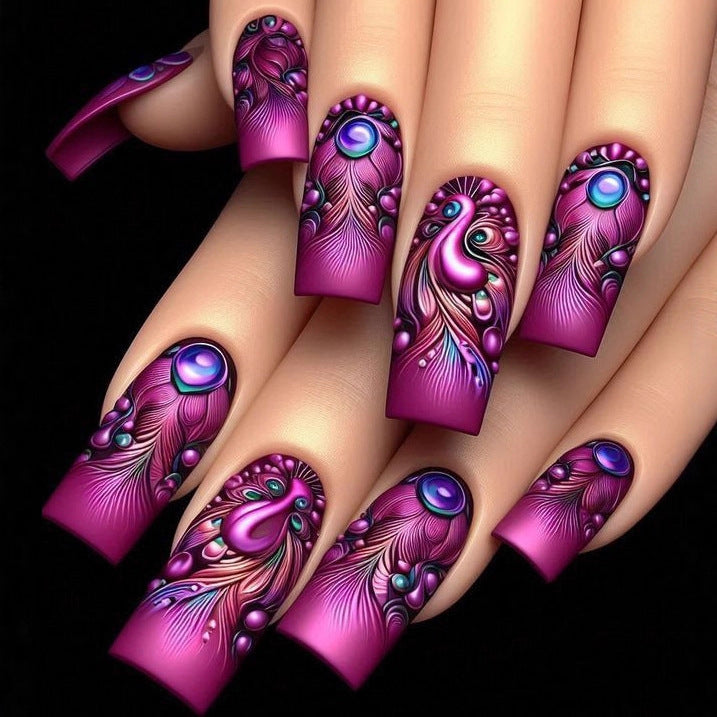 Elegante Kunstnagelverzierung Karnz