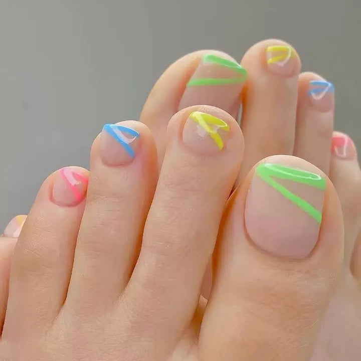Fußnagelkunstset mit kreativen Neonverzierungen Karnz
