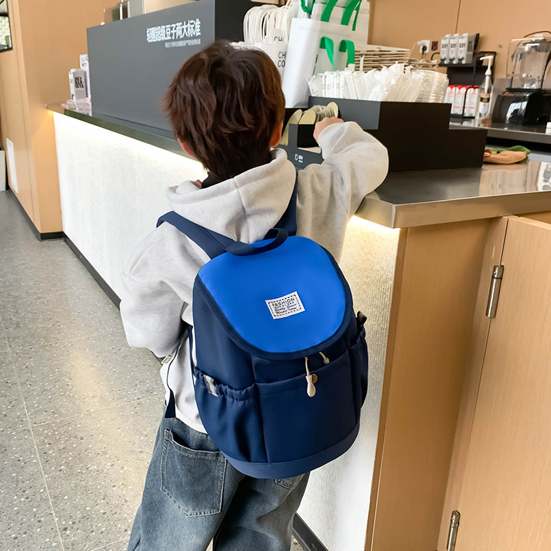 Stylischer Reise-Rucksack mit mehreren Taschen Karnz