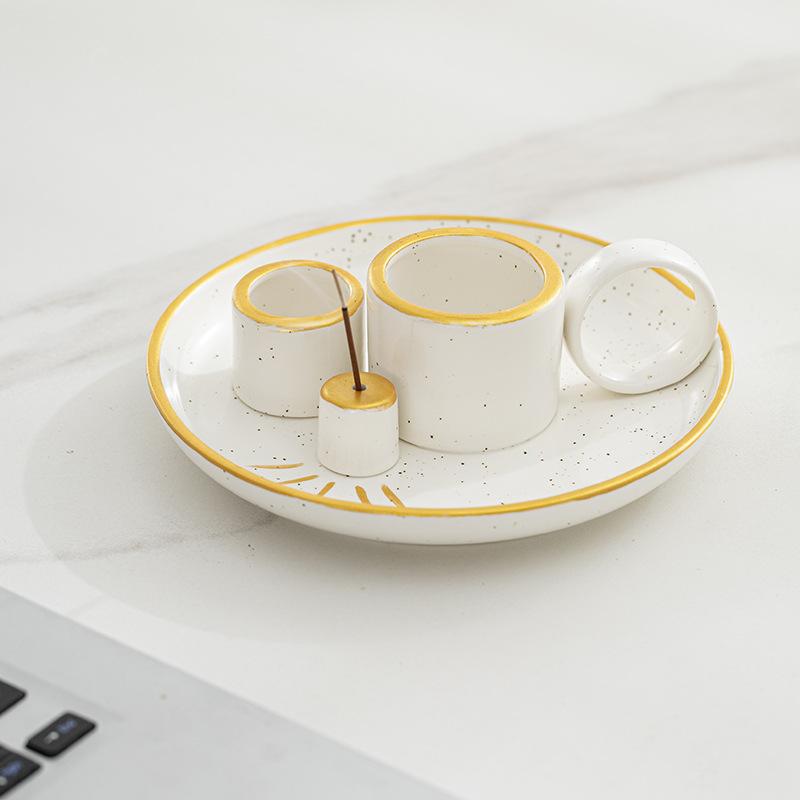 Elegantes Keramik-Teeset