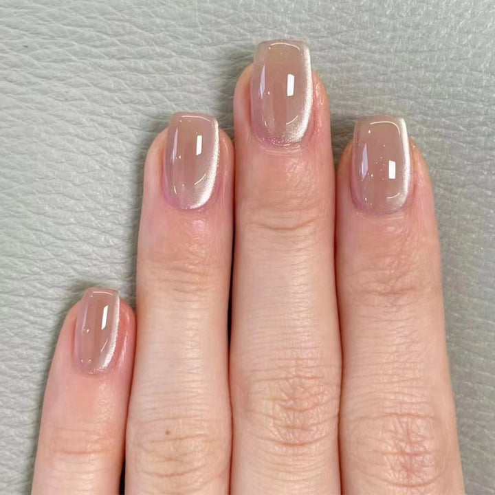 Künstliche Nagelverlängerungen mit glänzendem Finish Karnz