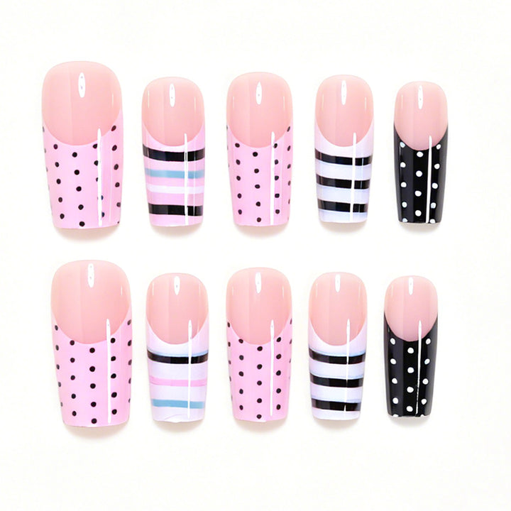 Dekorative lange Press-On Nagelkunst Tipps Karnz