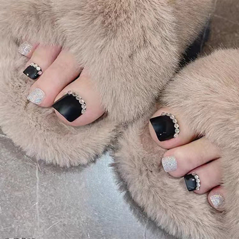 Kunstvolle Fußnagelset Karnz