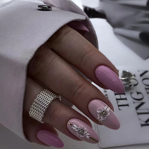 Designer Fingernägel Karnz