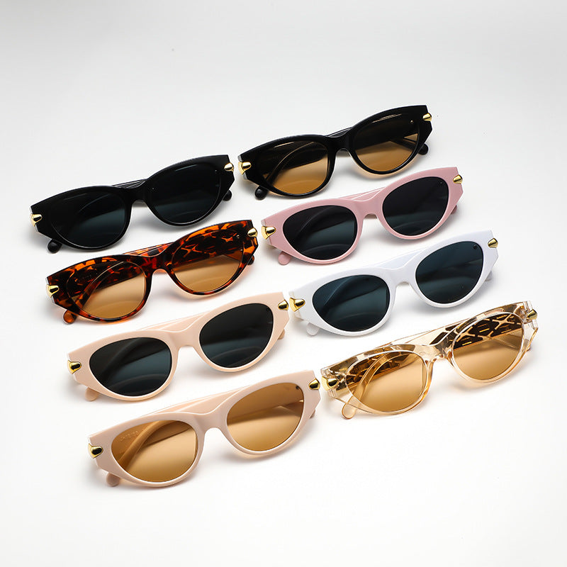 Damen Cat-Eye Sonnenbrille mit luxuriösen Akzenten und einzigartigem Design Karnz