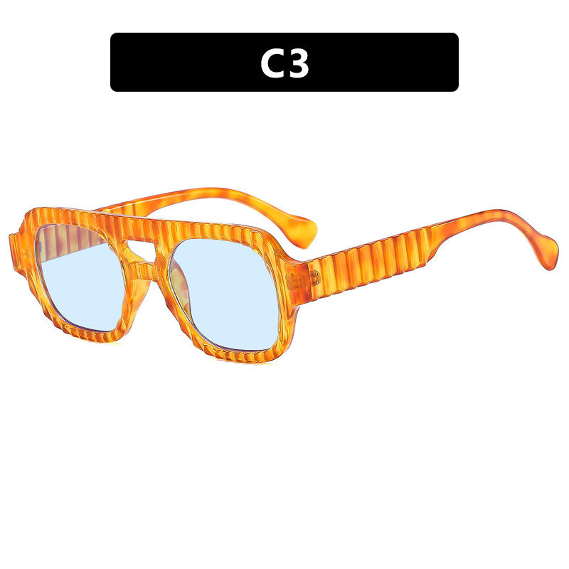 Damen geometrische Sonnenbrille mit raffiniertem Strukturdesign Karnz