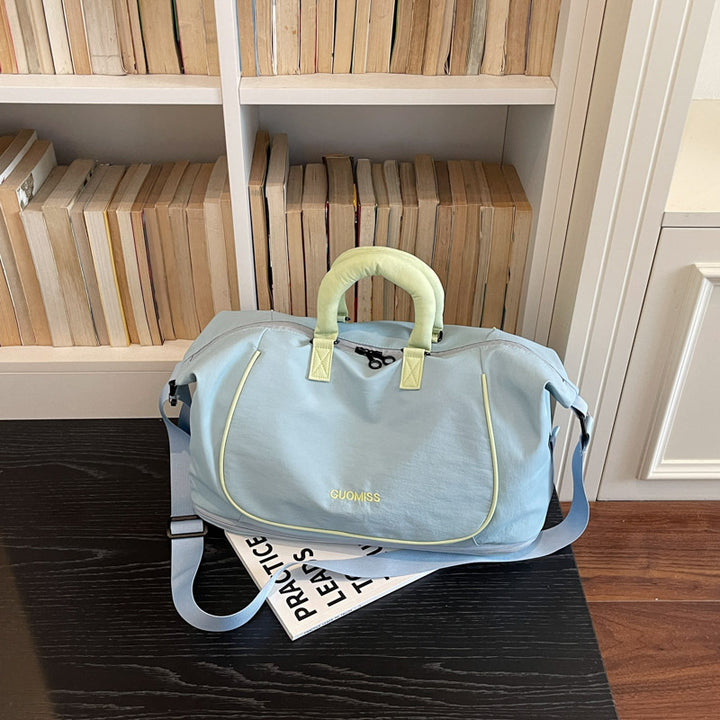Vielseitige Fitness- und Reisetasche