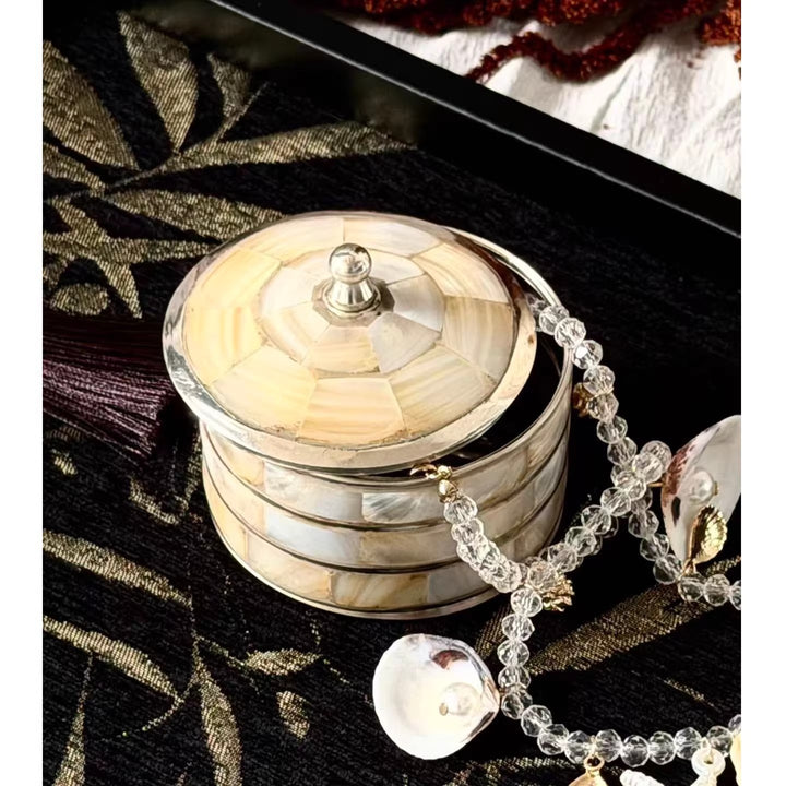 Elegante dekorative Schmuckbox