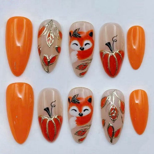 Premium Dekorative Nagelkunst Karnz