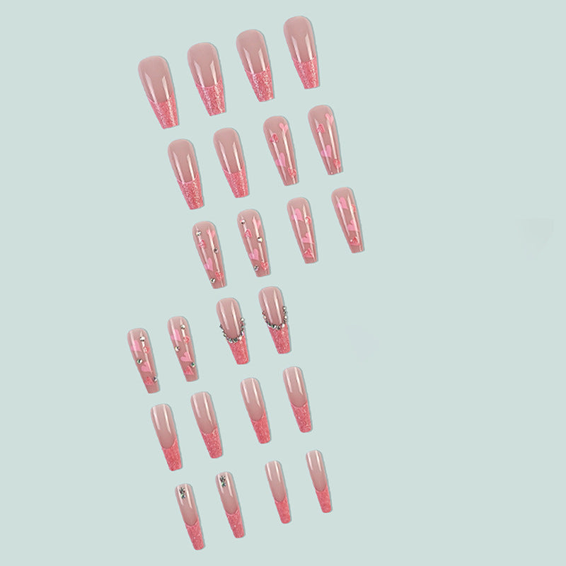 Verspielte Herz-Nagelkunst Karnz