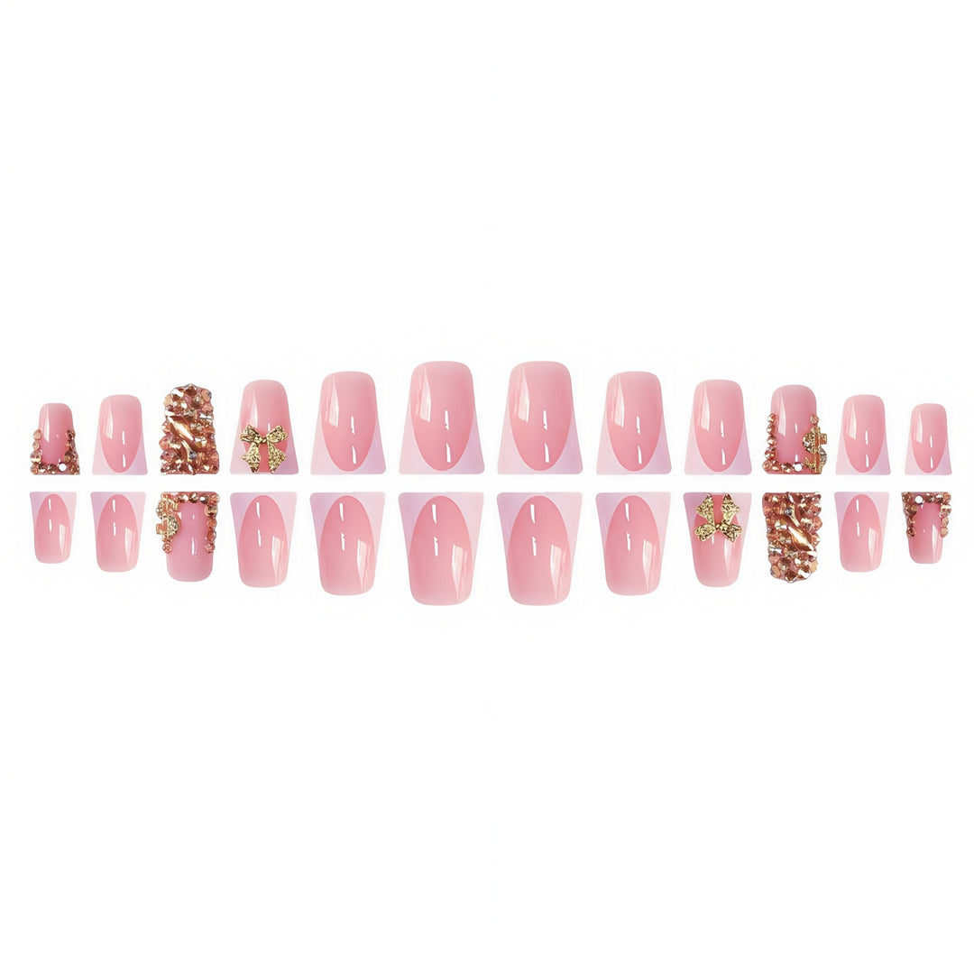 Dekorative kristallverzierte Nagelkunst Karnz