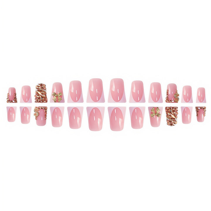 Dekorative kristallverzierte Nagelkunst Karnz
