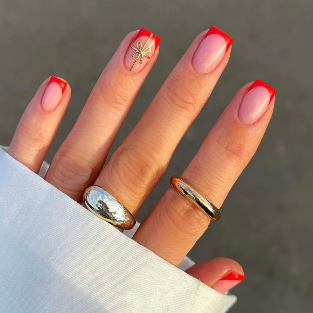 Elegante Stiletto Press-On Nagelset mit einzigartigem Design Karnz