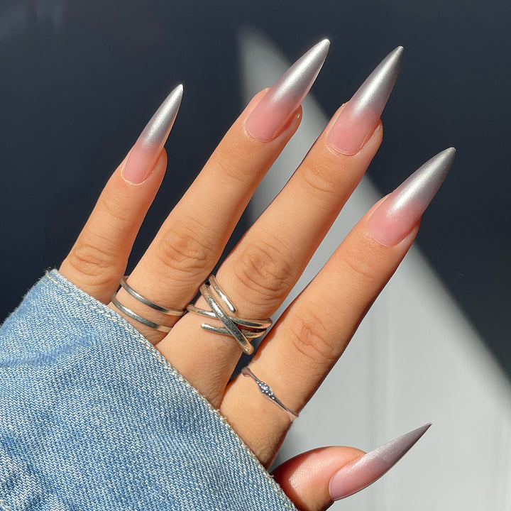 Glamouröse Lange Stiletto Press-On Nägel Karnz
