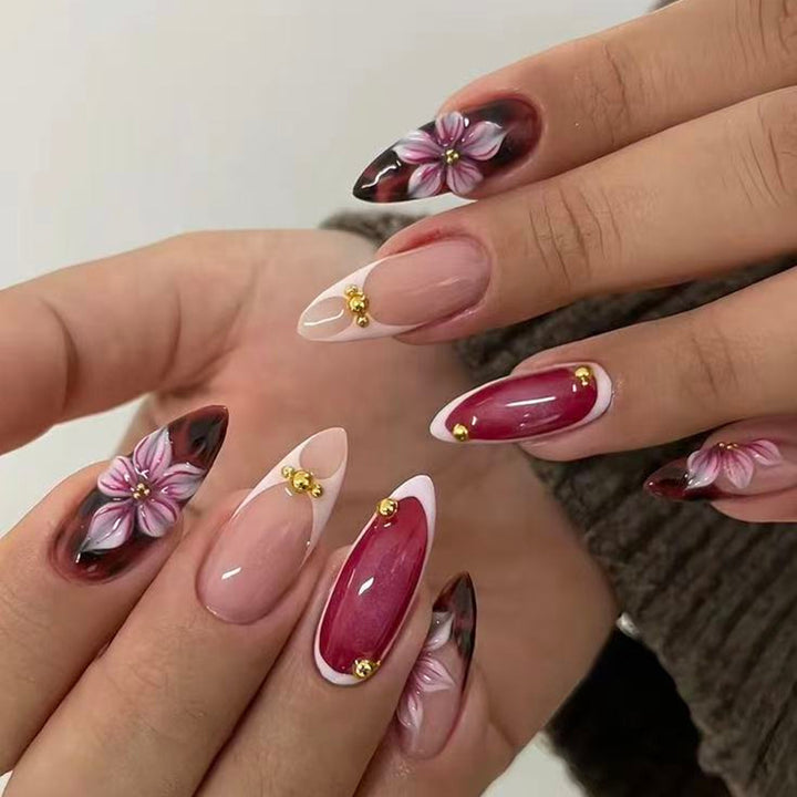 Elegante Kunstnägel mit Botanischen Designs Karnz