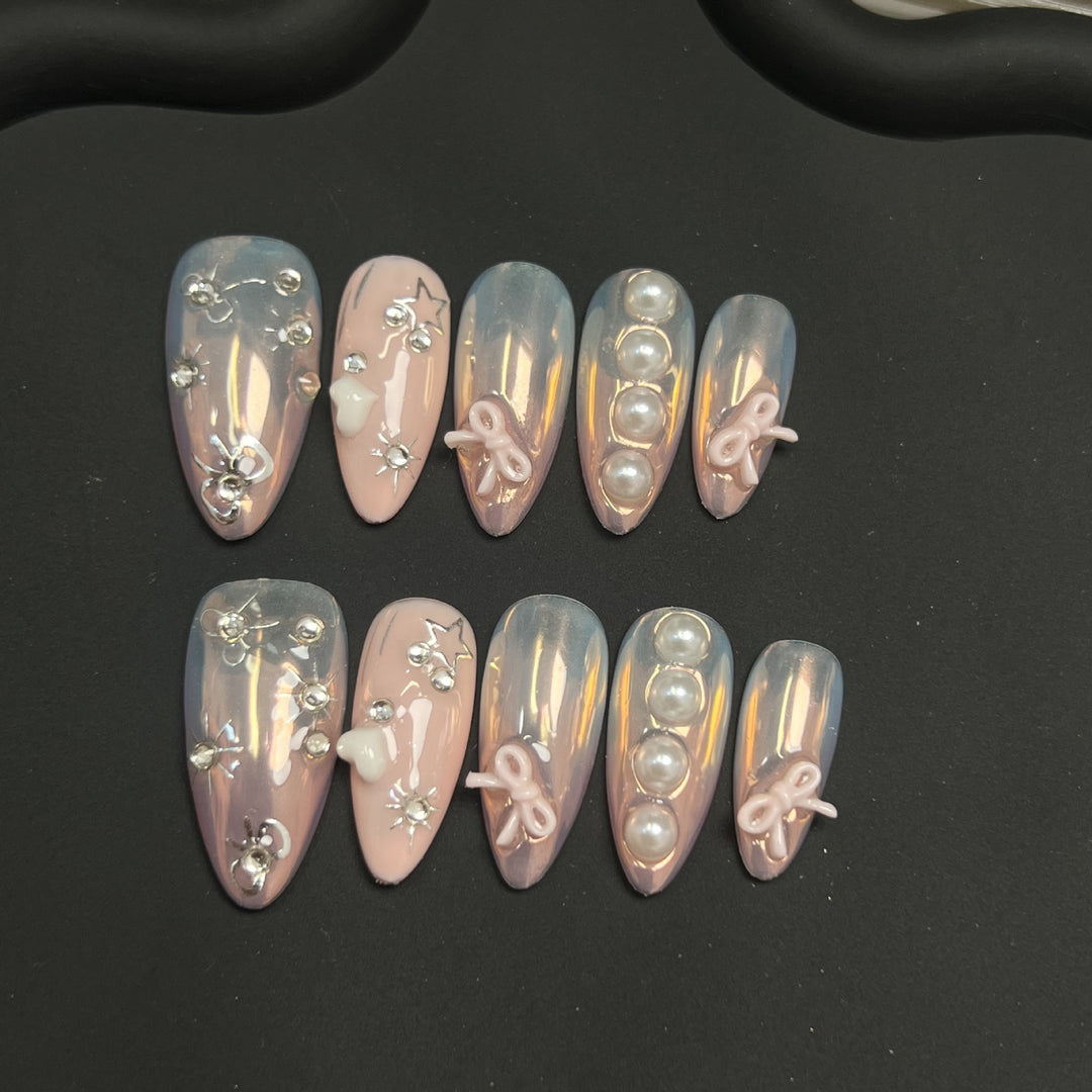 Dekoratives Press-On Nail Art Set mit Perlenakzenten