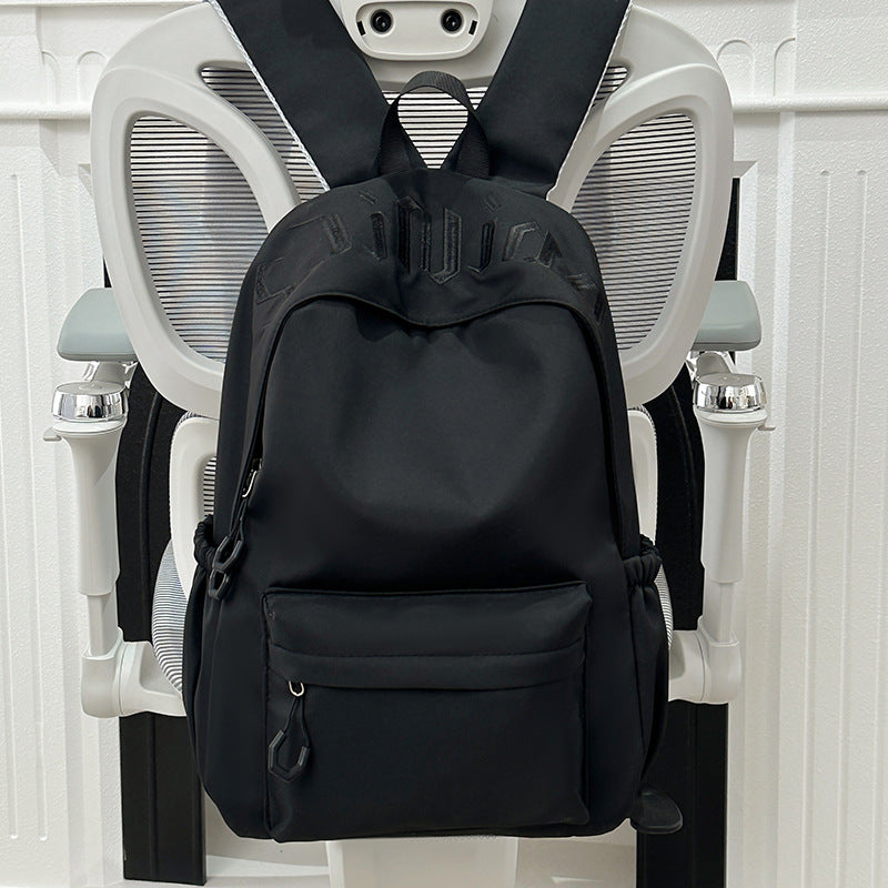 Stylischer leichter Mehrfach-Taschen-Rucksack Karnz