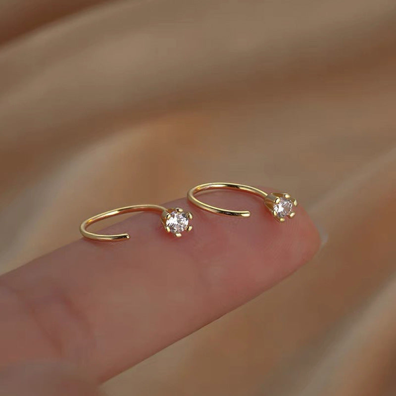 Funkelnde und Elegante Ohrstecker Karnz