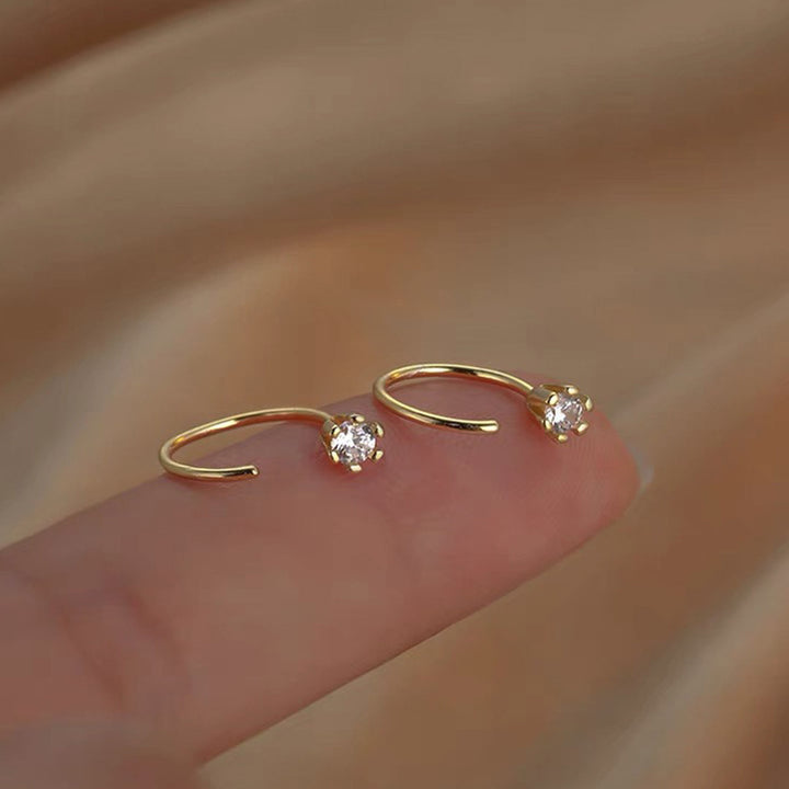 Funkelnde und Elegante Ohrstecker Karnz