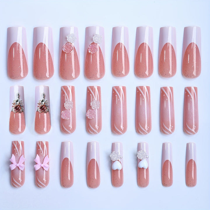 Verzierte Press-On Nagelset mit Blumen- und Schleifenakzenten