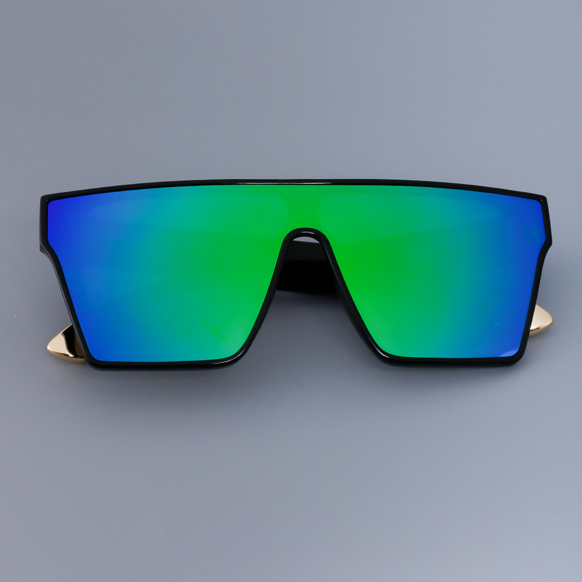 Damen Sonnenbrille im modernen oversized Design Karnz