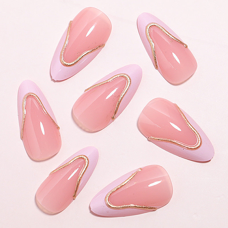 Elegantes French Tip Nagelkunstset Karnz