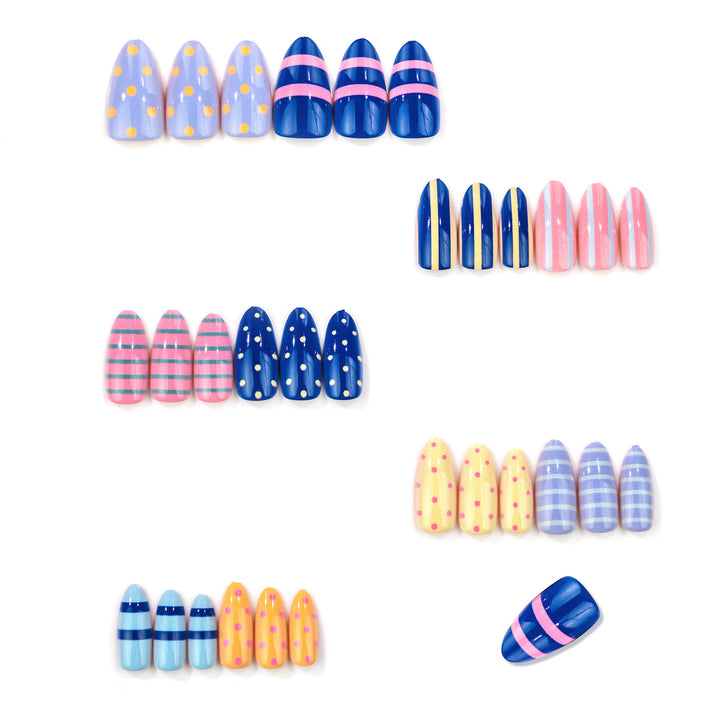 Stylisches Muster Press-On Nagelkunst Set