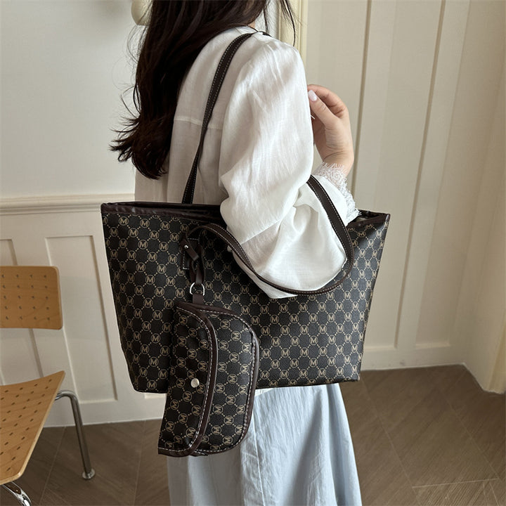 Monogram Tote Tasche