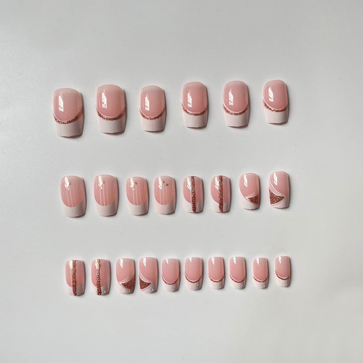 Elegantes French Tip Nagelkunst Set Karnz 1789915033