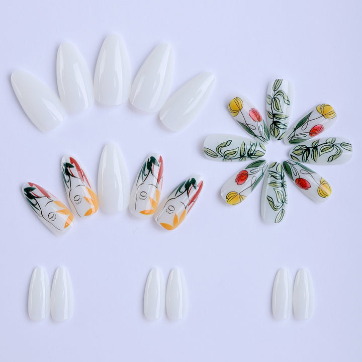 Kunstnägel mit Floralen Motiven Karnz