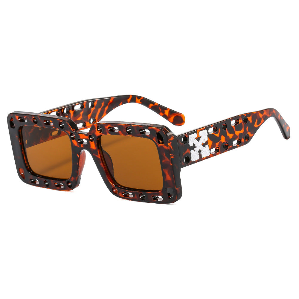 Damen Modische Sonnenbrille mit einzigartigem Design Karnz