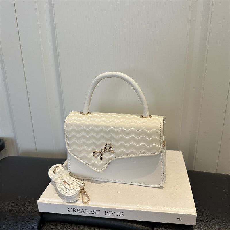 WoChic Texturierte Handtasche Karnz