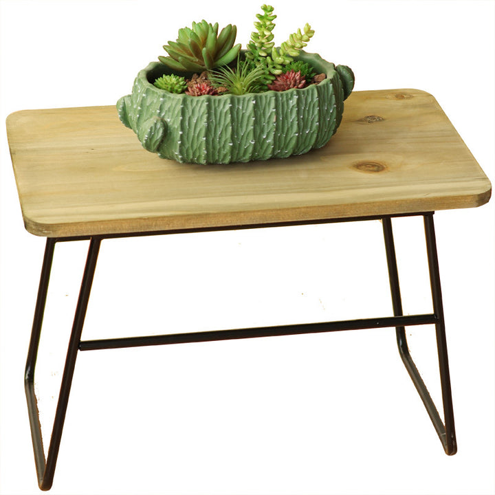 Moderner Couchtisch im minimalistischen Design Karnz