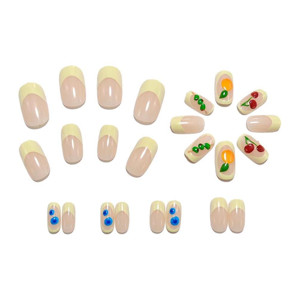 Nagelkunst mit Frühlingsthematik Karnz