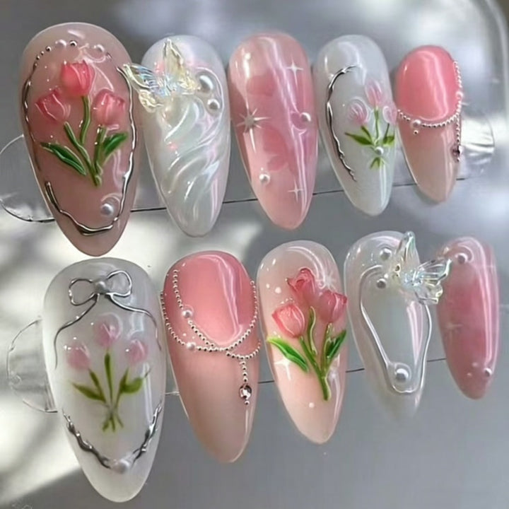 Künstlerisches Floral- und Stern-Applikationen Press-On Nagelset Karnz