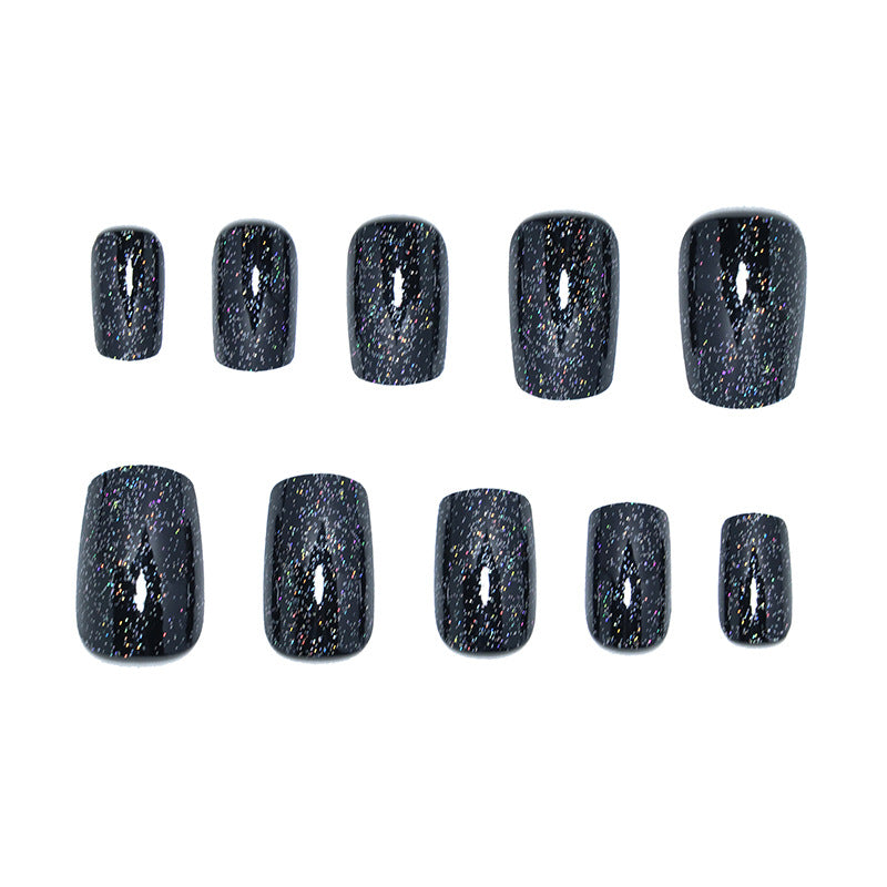Glitzernde Nagelkunst-Verzierungen Karnz
