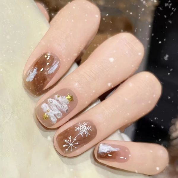 Festliche Feiertags-Themen Press-On Nagelkunst Karnz