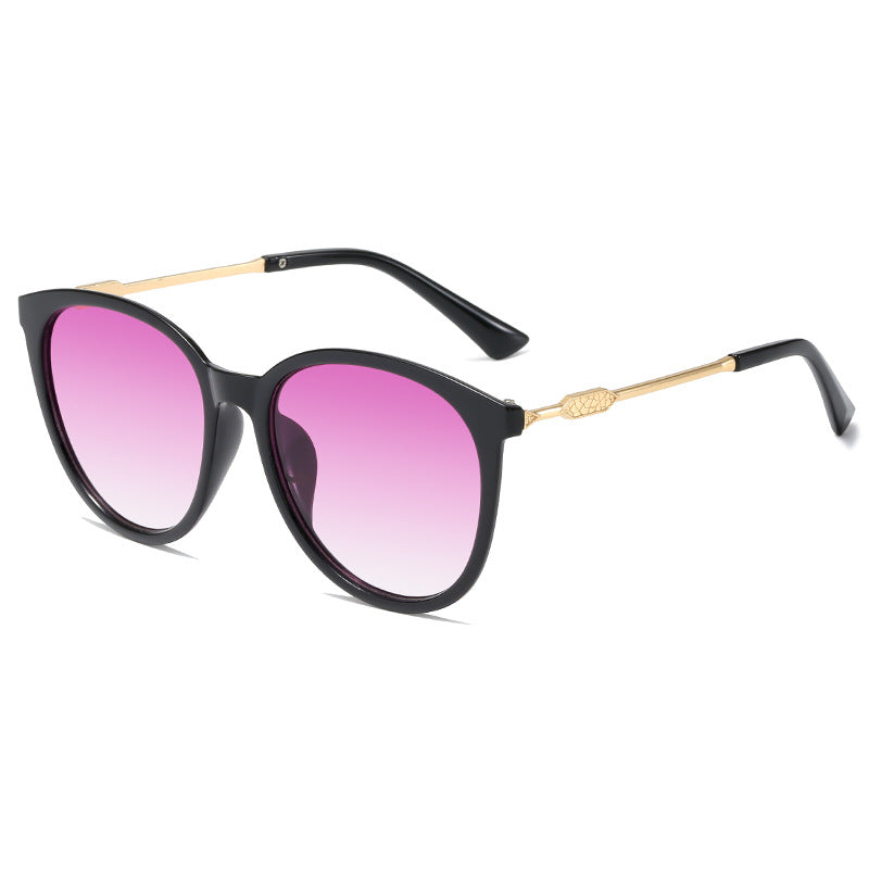 Damen Modische Cat-Eye Sonnenbrille mit verspiegelten Gläsern Karnz