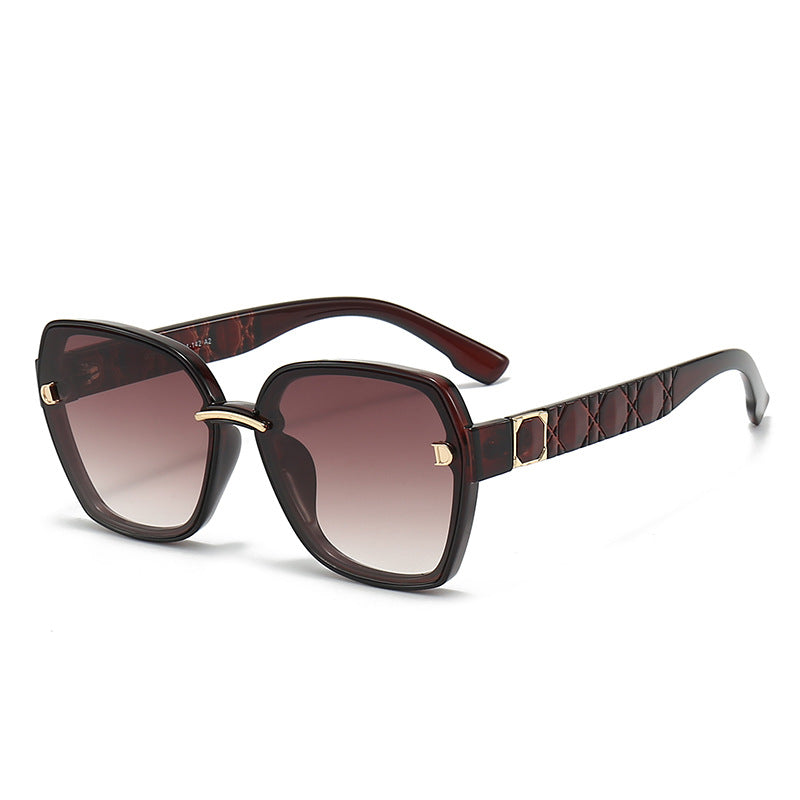 Damen Sonnenbrille mit stilvollem, quadratischem Rahmen und eleganten Details Karnz