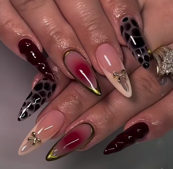 Elegantes Künstlerisches Acrylnageldesign-Set