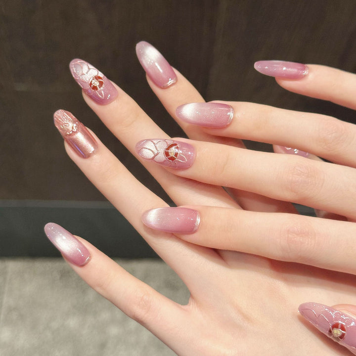 Üppiges Press-On Nagelkunst-Set mit Edelsteindekoren