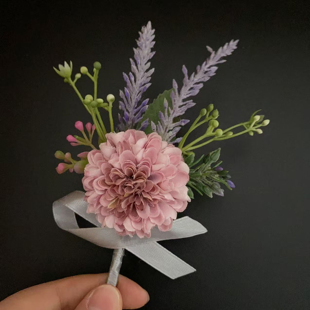 Elegante florale Corsage