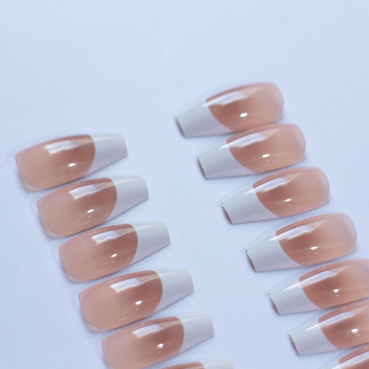 Elegantes Gel Französisch Tipp Nagelkunst Set