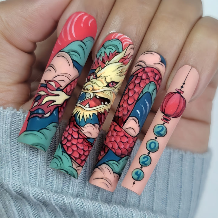 Kreative Kunstnägel im asiatischen Drachen-Design Karnz