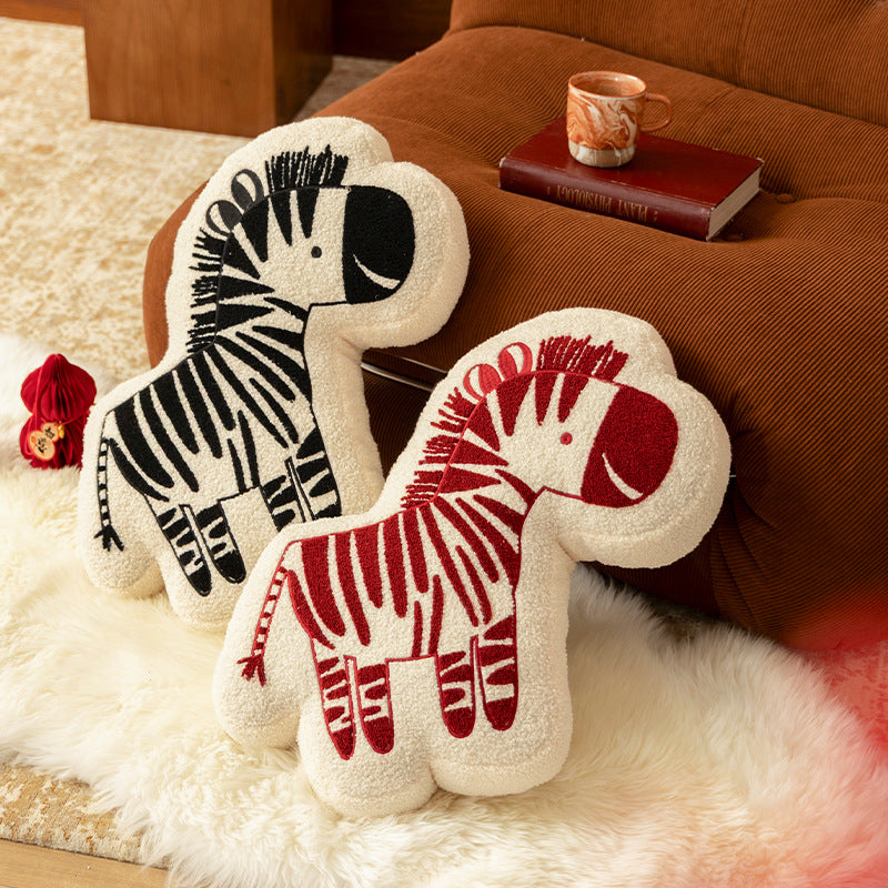 Kuschelkissen in Zebraform mit extraweichem Plüschbezug Karnz