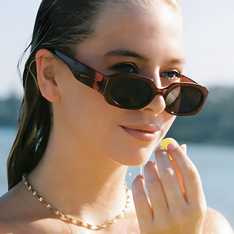Damen extravagante Sonnenbrille im stilvollen Retro-Design Karnz
